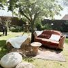Vintage bank roze huren