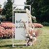 Welkomstbord wit frame: Gepersonaliseerd sierlijk