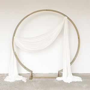 Backdrop rond goud + wit doek