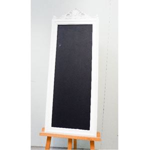 Groot krijtbord met sierlijke rand