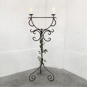 Ervaren persoon Verovering Korst Staande kandelaar huren - Brisked Styled Weddings
