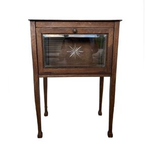 Bijzettafel met glas