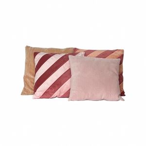 Kussenset camelia huren Kussenset camelia huren