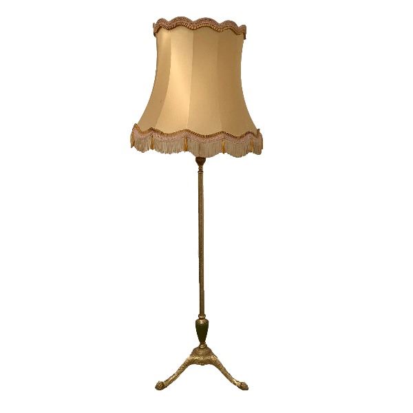 Geval Worden Mijnenveld Vintage lamp huren - Brisked Styled Weddings