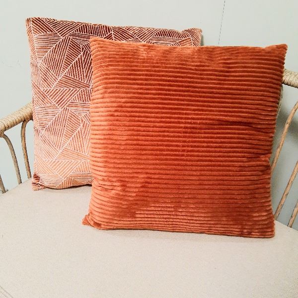 Kussen velvet terracotta grafisch