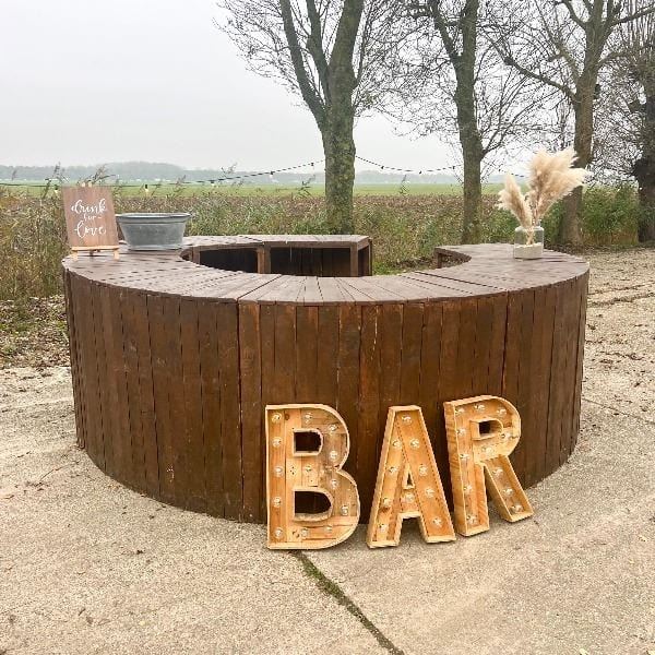 Grote ronde bar huren bij Brisked