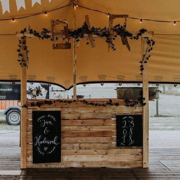 Bar licht hout groot Bar licht hout groot
