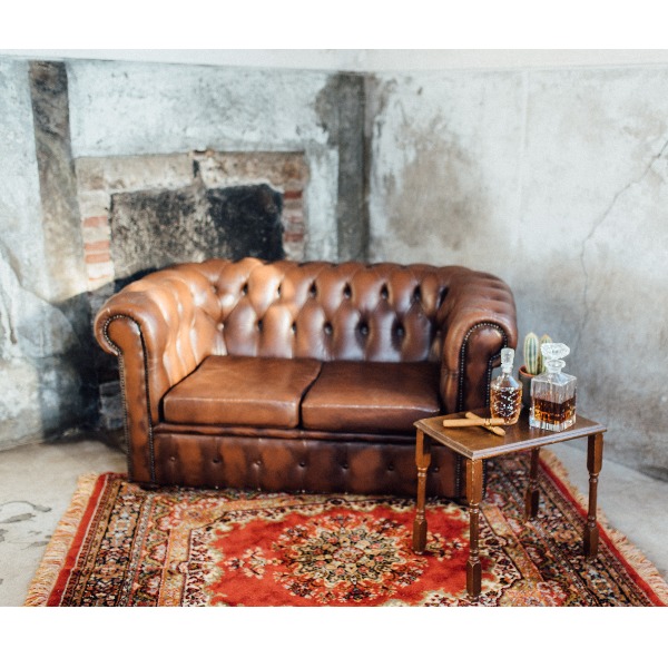 Leren chesterfield huren - Brisked Styled