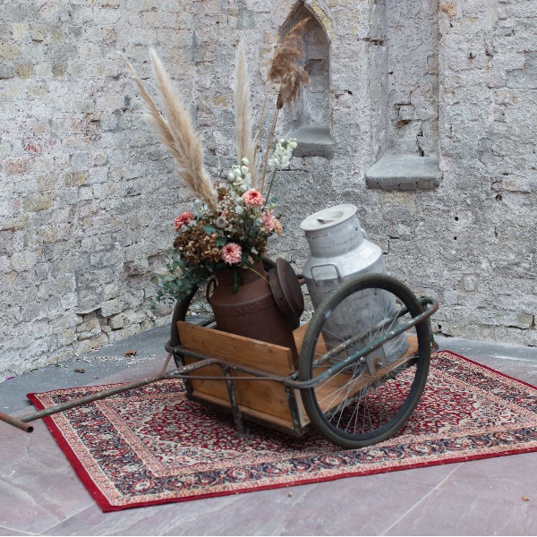 Oud karretje pallet